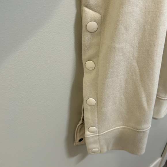 Abercrombie and Fitch Side-Snap Boyfriend Sweatshirt NWT - Picture 3 of 8